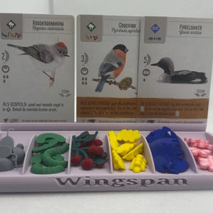 Wingspan - tarjeteros en colores cálidos