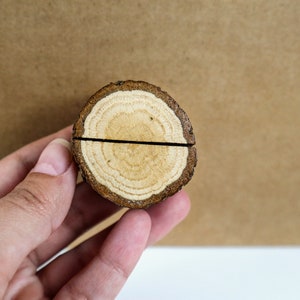 Portatarjetas de madera, portanombres de mesa de roble, expositor de fotos de madera, tarjetero rústico para boda.