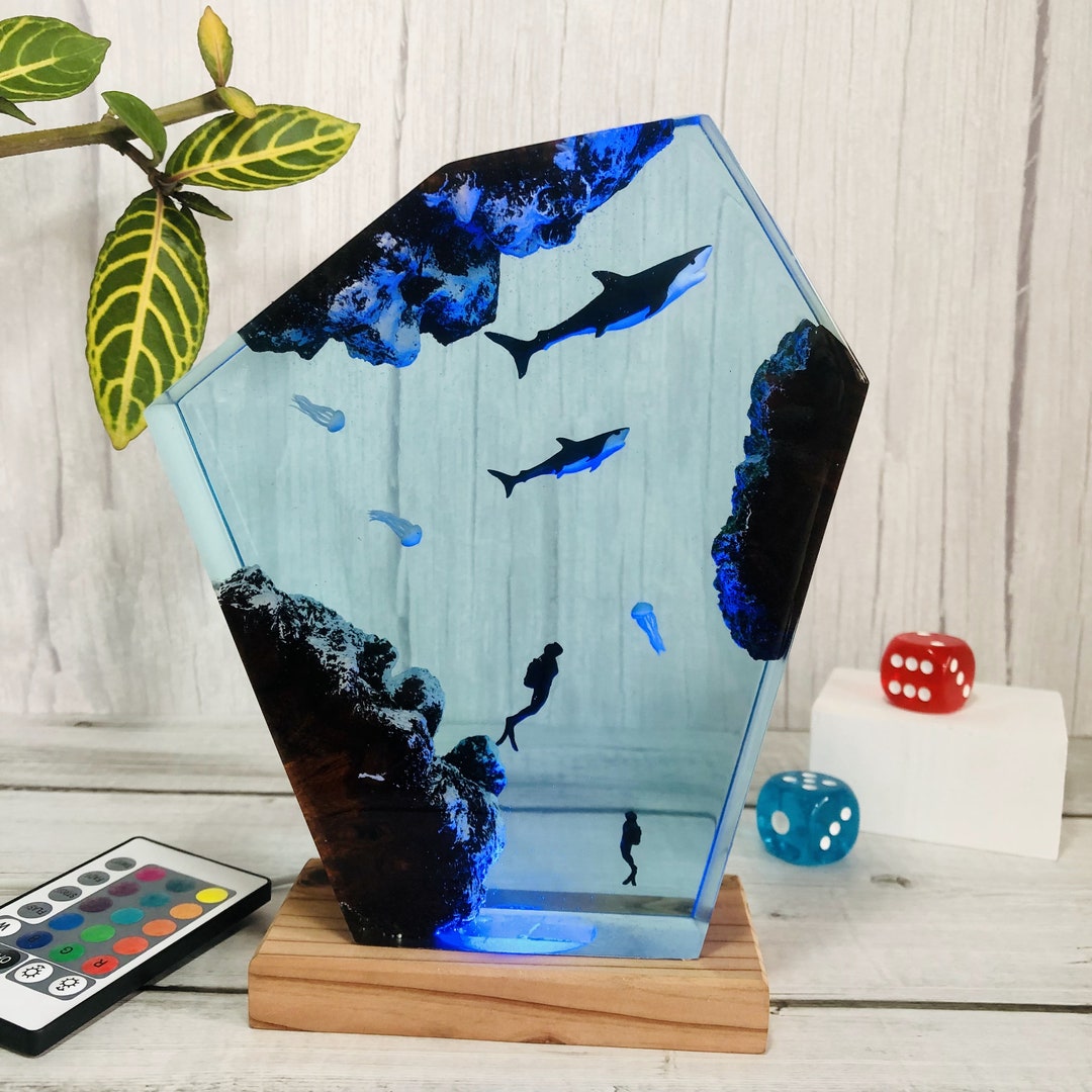 Mother Shark and Baby Shark Night Light Mermaid Treasure Hunt, Epoxy