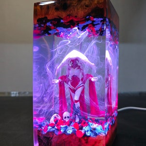 Muttertagsgeschenke, Individuelles Geschenk, Mutter aller Maschinen, Grand Cenobite, Elesh Norn Card, Legendäre Kreatur, Individuelle Lampe, Epoxidharz-Lampe