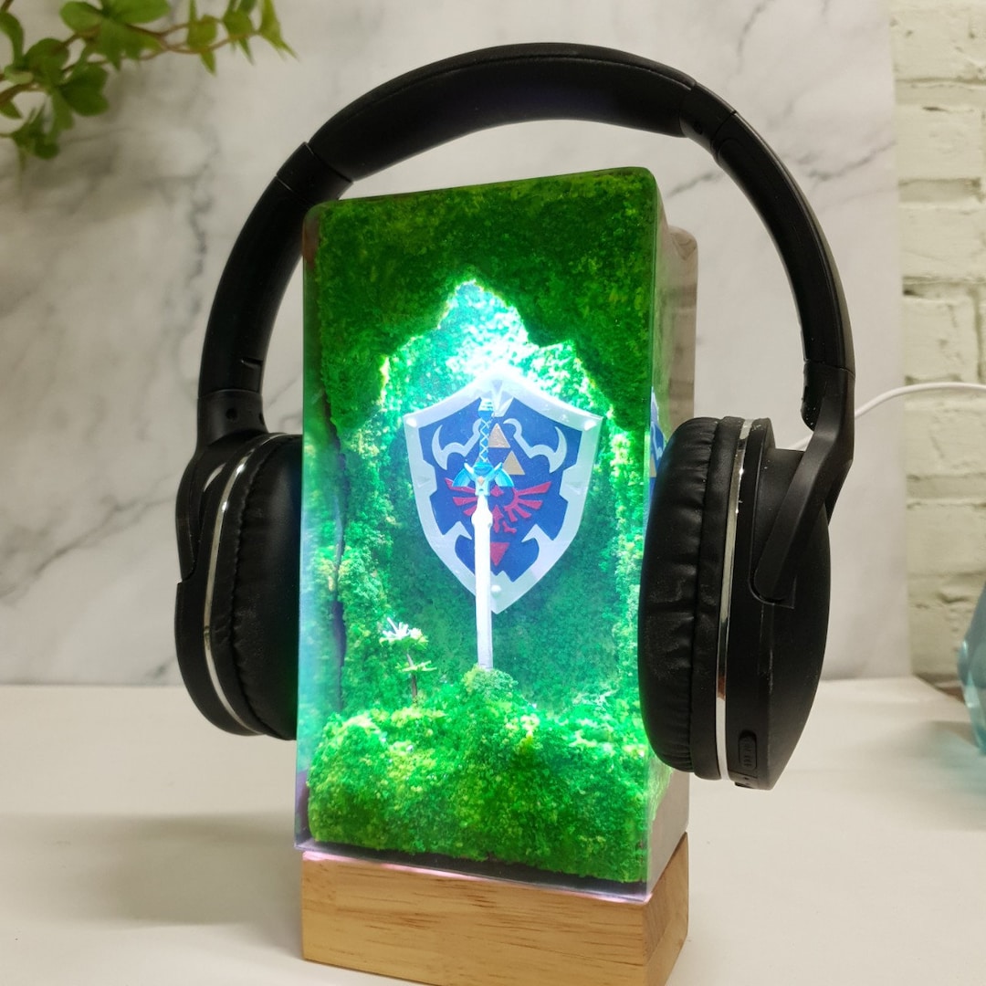 Master Sword with Silent Princess Flower Night light - hylian shield figure, Gaming Decor,LoZ/TOTK/BOTW Christmas Gift, Hylian shield zelda