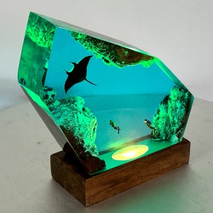 Muttertag, Manta Ray Mystik Lampe, Epoxidharz Lampe, Ozean Harz Lampe, Epoxidharz Holz rustikal, Wohnkultur Geschenk, handgefertigter Lichtschirm