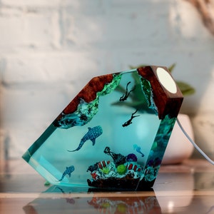 Epoxy Resin Ocean Lamp, Whale shark and Couple Diver Night light, Resin Wood lamp, Free Diving, Unique Summer Gift- Home decor, Gift for kid