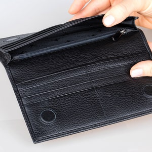Cartera de teléfono de cuero negro personalizada, cartera larga bifold de cuero, cartera personalizada de tarjeta de crédito hecha a mano, regalo para ella