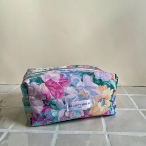 Kit - Toiletry bag - Makeup bag - Large kit - Upcycling - Unique piece