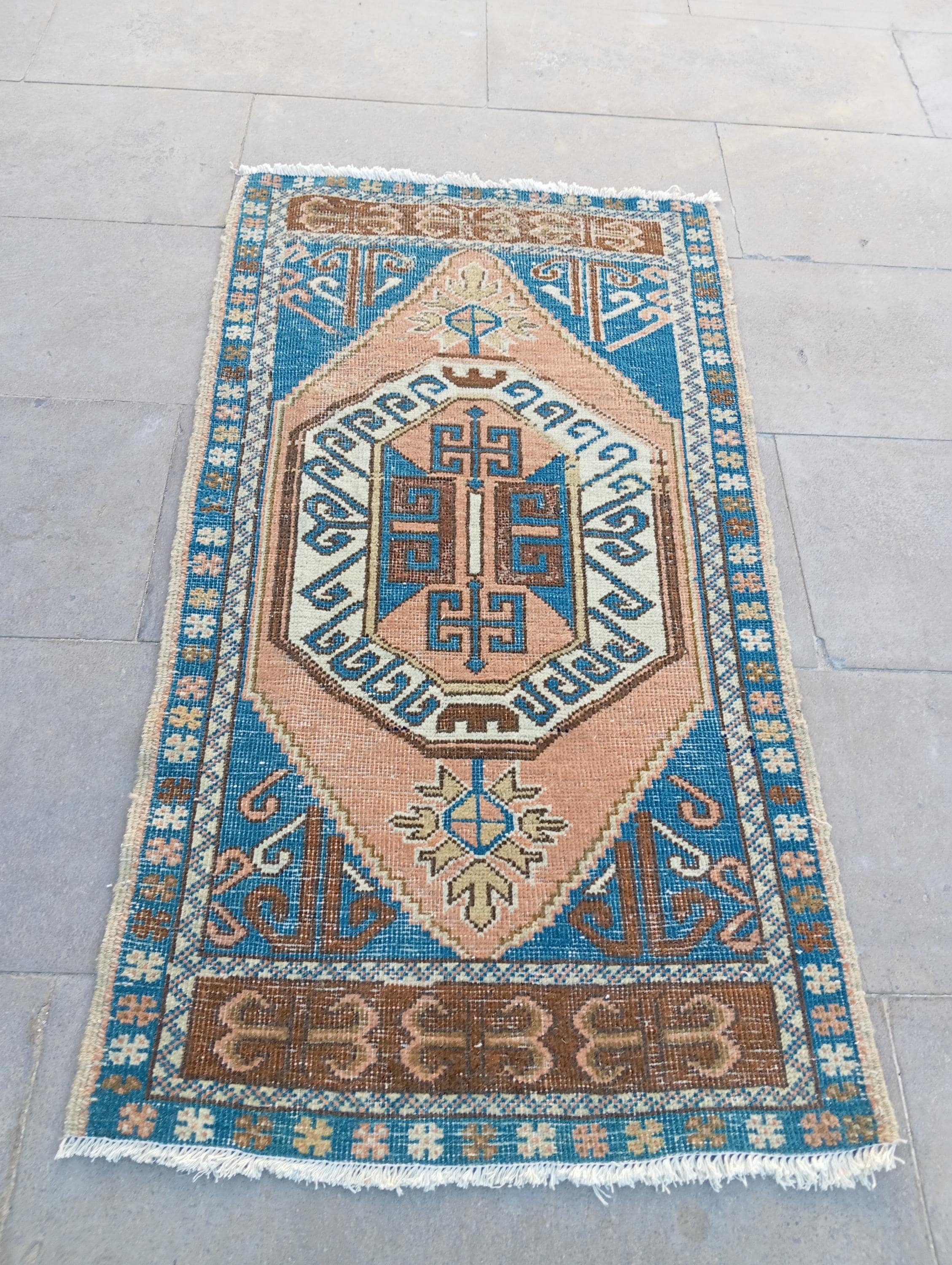 Small Turkish Wool Rug: 2x4 Vintage Accent Rug - Etsy