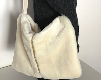 Women's winter bag, faux fur bag, faux fur handcrafted bag, gift for girlfriend, gift for friend daughter