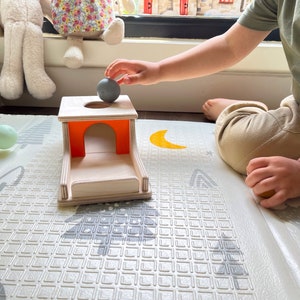 Montessori Object Permanence Box, Montessori Toys, Baby Toys 6-12 Months, Wooden toys for 1 year old, Baby Gifts, Sensory Infant Toys