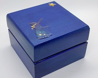 Blue Playful Cat Box