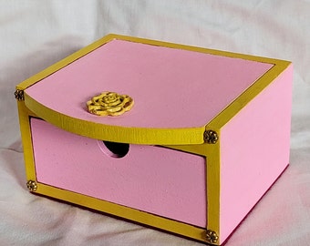 Cute Pink Mirror Box With Resin Surprise