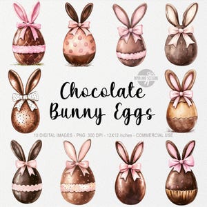 Op de afbeelding: Tien digitale afbeeldingen van chocolade-paaseieren met roze konijnenoren en roze strikken. De eieren zijn versierd met bruine, witte en roze details. De afbeeldingen zijn 12 inch bij 12 inch en 300 DPI.