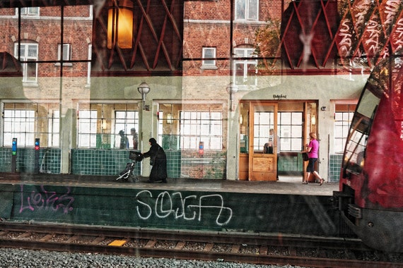 forklare Det mus Subway in Red Copenhagen Norrebro Denmark Train Subway - Etsy