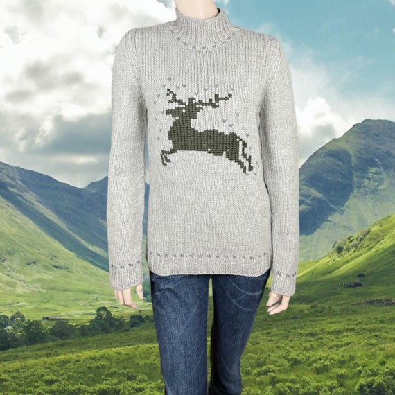 Vintage hand knit deer embroidery sweater , Merin… - image 1