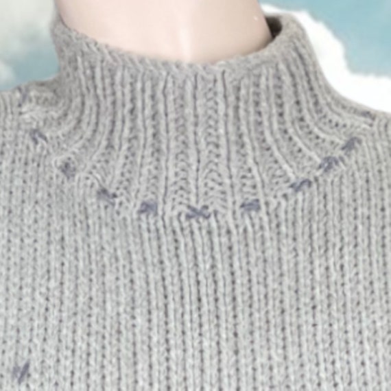 Vintage hand knit deer embroidery sweater , Merin… - image 9