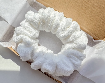 Towel Scrunchie White