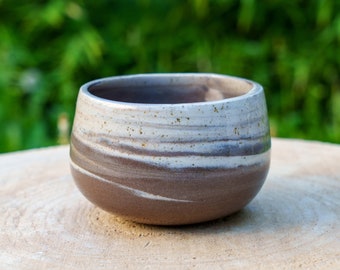 Pot zébré décoratif en céramique. Poterie en terres mêlées grès beige et brun. Bol en poterie grès. Ramequin poterie fait main.