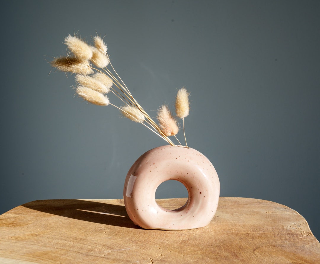 Pastel Pink Ceramic Donut Vase. Donutshaped Vase in Pastel Etsy