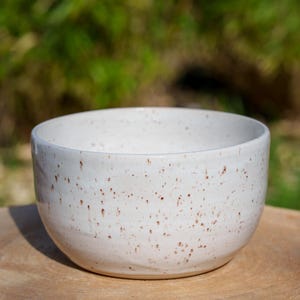 Pyrite white ceramic salad bowl