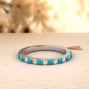 Turquoise Diamond Half Eternity Band, Silver Band, Zircon Stacking Band, Natural Turquoise Art Déco Band, Bague cadeau d’anniversaire pour elle