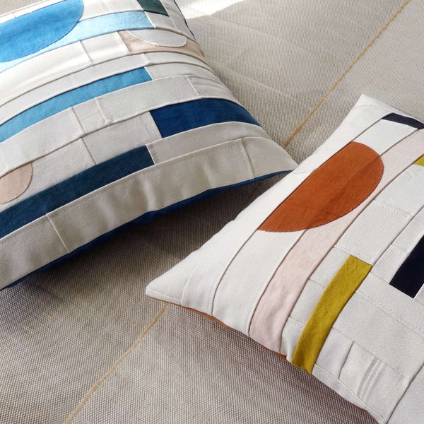 Coussin décoratif design en coton et lin motif géométrique Bauhaus fibres naturelles