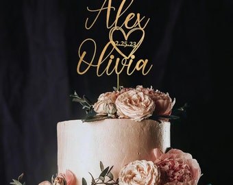 Personalized Wedding Cake Topper with date and heart, Custom Couples Script Cake Topper for Weddings, Rustic cake topper