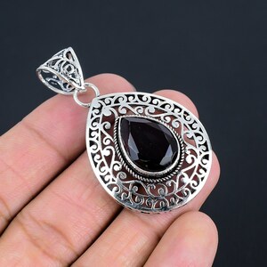 Roter Granat Edelstein Silber Anhänger, 925 Sterling Silber Schmuck, handgemachter Schmuck, Edelstein Anhänger, Granat Silber Anhänger Hochzeit Geschenk für die Liebe