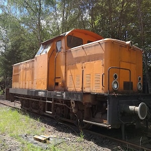 Shunting locomotive 346 530 of the Deutsche Bahn AG.