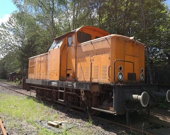 Shunting locomotive 346 530 of the Deutsche Bahn AG.