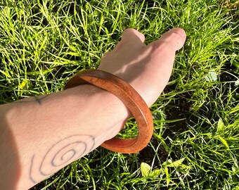 Wooden Bangle - Vintage