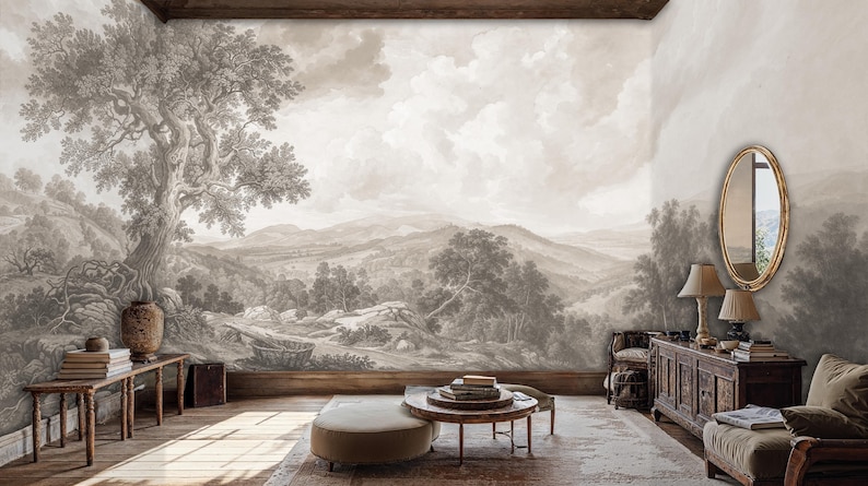 Puede incluir: Un mural de paisaje en sepia que representa una colina ondulada con &aacute;rboles y un cielo nublado. El mural se muestra en un sal&oacute;n con muebles y decoraci&oacute;n.