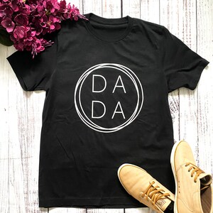 Men&#39;s Dada with Circles Crewneck T-shirt Matching with Mommy & Baby