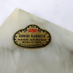 genuine alabaster 花瓶 アラバスター Genuine alabaster hand carved - Etsy 日本