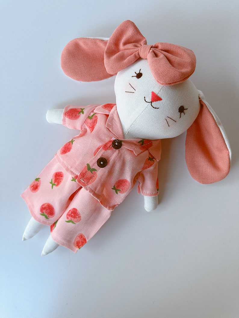 Poupée lapin Pijama rose, poupée en coton Baby, poupée avec vêtements, poupée héritage, poupée en tissu, poupée de chiffon lapin, cadeau pour enfants image 7