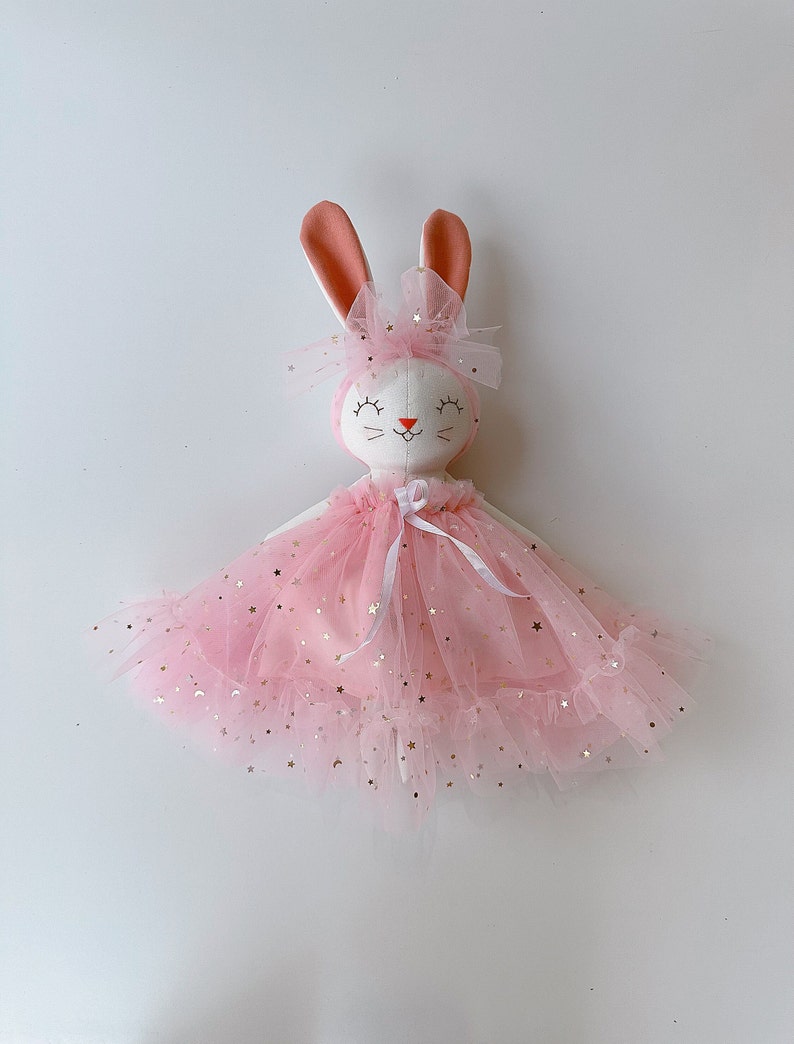 MEILLEUR PRIX-Poupée lapin faite main, poupée en tissu, poupée héritage, poupée lapin, robe rose de princesse, poupée personnalisée, poupée de chiffon, poupée personnalisée image 1