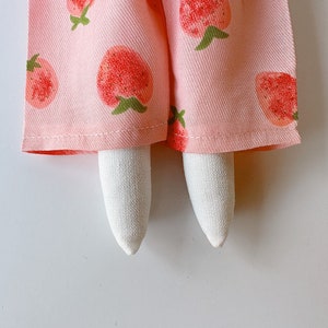 Poupée lapin Pijama rose, poupée en coton Baby, poupée avec vêtements, poupée héritage, poupée en tissu, poupée de chiffon lapin, cadeau pour enfants image 5