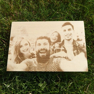 Sustainable photo - Your photo engraved on wood - For your special moments or as a gift for friends and family