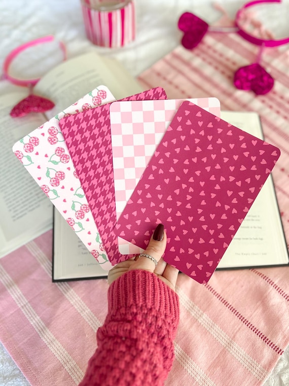 Pink Kindle Inserts | Little Turkey Shoppe | cutesy kindle inserts, valentine's day, hot pink, checkered, disco cherries, houndstooth, heart