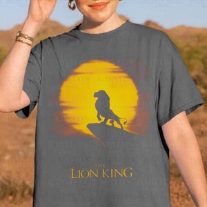 T-shirt rétro Roi Lion Pride Rock Hakuna Matata, chemise Disney le Roi Lion, t-shirt Animal Kingdom, voyage Walt Disney World, chemise Mufasa