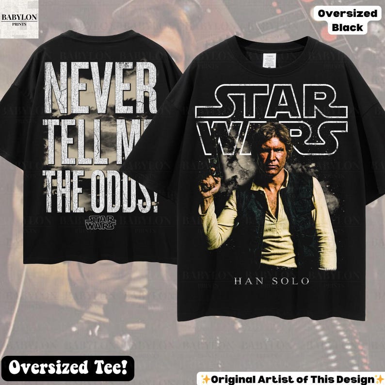 Puede incluir: Camiseta negra de gran tama&ntilde;o con un dise&ntilde;o de Star Wars que muestra a Han Solo. La parte trasera de la camiseta muestra el texto "NEVER TELL ME THE ODDS!". Una camiseta gr&aacute;fica.