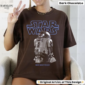 Vintage Star Wars R2D2 Shirt: Retro Star Wars Droids T-Shirt, Disney World T-Shirt, R2-D2 Hoodie, Mai der 4 Classic Unisex Crewneck T-shirt - Dark Chocolate