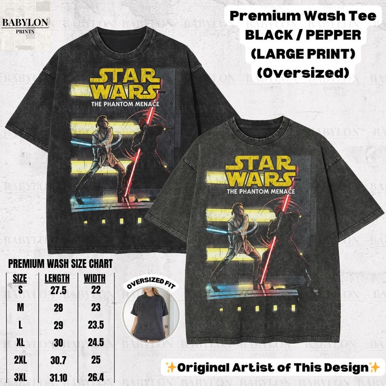 Puede incluir: Camisetas negras de gran tama&ntilde;o de Star Wars con un gr&aacute;fico de "La Amenaza Fantasma". Las camisetas presentan una impresi&oacute;n desgastada y el texto "STAR WARS THE PHANTOM MENACE". Se incluye una tabla de tallas, con largos de 70 a 79 cm.