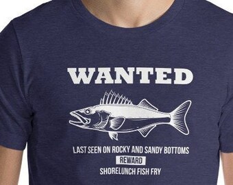 Vintage Walleye Fishing T-shirt for Anglers and Outdoor Enthusiasts