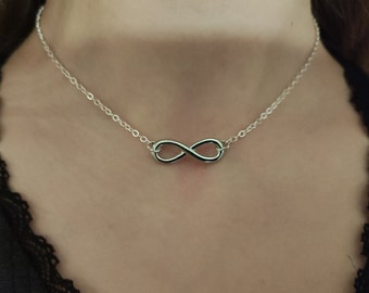 Halskette Infinity, Colier Infinity, Kette mit Unendlichkeitsanhänger, Kette Silber, Unendlichkeit Halskette, Chocker Halskette