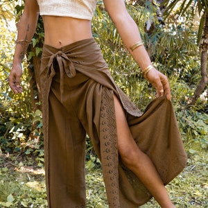 Hippie Flared Pant - Loose Boho Pant - Comfy Pant for Women - Pant with Ethnic Patterns - Earthy Clothing - Alternative Garment