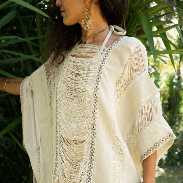 Poncho lâche blanc - Haut hippie pour femme - Vêtements tribaux - Vêtement de cérémonie - Tenue spirituelle