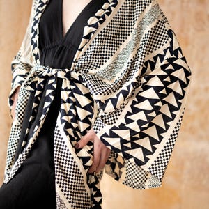 Boho Kimono, Tribal Ethnic Caftan, Women&#39;s Festival Robe, Boho Goddess Cardigan, Natural Clothing