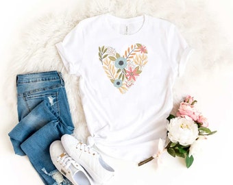 Boho Heart Floral Unisex Softstyle camiseta