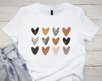 Boho Hearts Gold & Black Unisex Softstyle camiseta