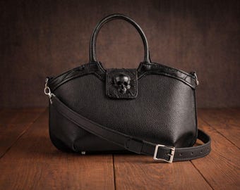 Handmade Black Leather Skull Handbag: Gothic Rock Purse