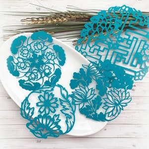 Lots de 4 motifs floraux faits main pour décoration - Anniversaire - Fabrication de cartes - Anniversaire - Scrapbooking - Cadeaux uniques - PC 002